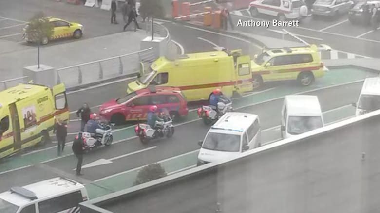 بالفيديو: شاهد عيان يروي لـCNN مشاهد من مسرح التفجير ببروكسل.. وحالة تأهب ببلجيكا للقصوى