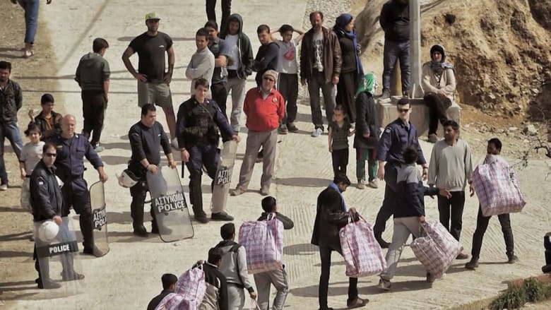 اتفاقية “واحد مقابل واحد”.. ما هي أسسها وكيف ستكون عملية تبادل اللاجئين السوريين بين تركيا وأوروبا؟