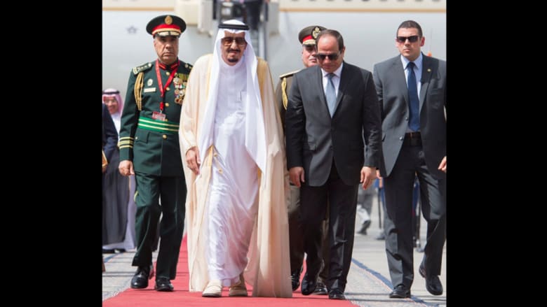 بالصور.. عاهل السعودية بأول زيارة لمصر بالصور.. عاهل السعودية بأول زيارة لمصر