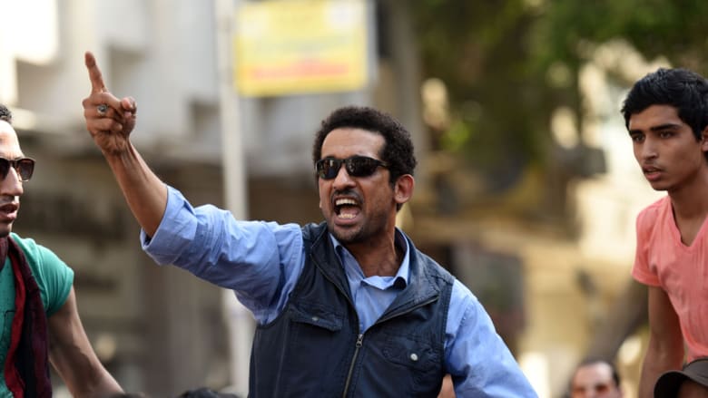بالصور.. مظاهرات "الأرض هي العرض" في مصر بمشاركة الإخوان و6 أبريل بالصور.. مظاهرات "الأرض هي العرض" في مصر بمشاركة الإخوان و6 أبريل