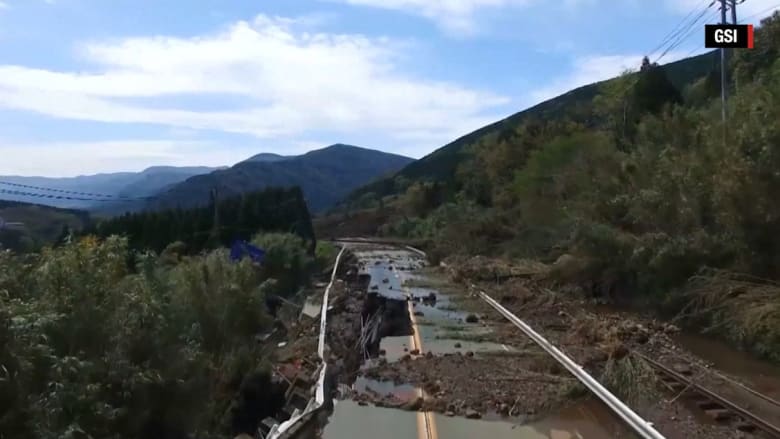 زلزال اليابان: فيديو طائرة دون طيار يظهر أضرارا مرعبة لحقت بالشوارع جراء الانهيارات الأرضية