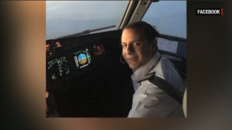 بالفيديو: عائلة مساعد الطيار محمد عصام تعبر لـCNN عن حزنها وغضبها
