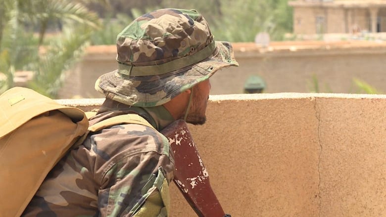 بالفيديو: عدسة CNN ترصد استعداد القوات العراقية للمعركة النهائية ضد داعش في الفلوجة