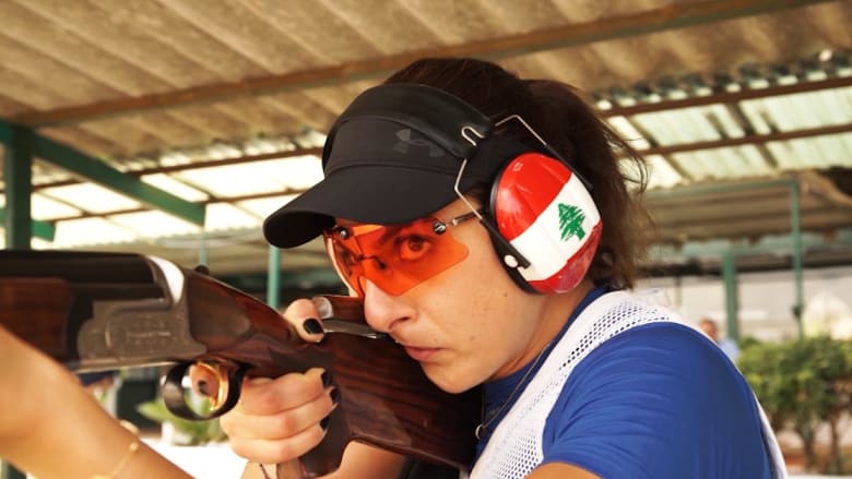 اللبنانية راي باسيل بطلة العالم في الرماية تسعى إلى اقتناص اللقب الأولمبي