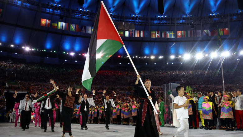 الأعلام العربية تزين افتتاح الأولمبياد الأعلام العربية تزين افتتاح الأولمبياد