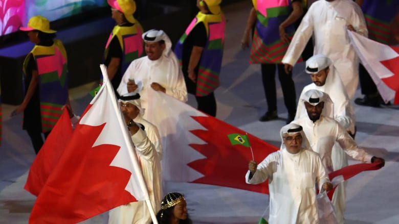 الأعلام العربية تزين افتتاح الأولمبياد الأعلام العربية تزين افتتاح الأولمبياد