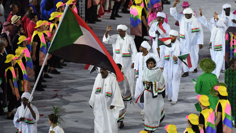 الأعلام العربية تزين افتتاح الأولمبياد الأعلام العربية تزين افتتاح الأولمبياد