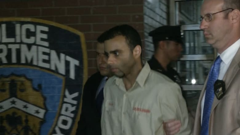 الشرطة الأمريكية تعتقل رجلا بتهمة قتل إمام مسجد نيويورك ومساعده