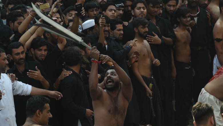 بالصور.. عاشوراء من سوريا والكويت ولبنان وأفغانستان بالصور.. عاشوراء من سوريا والكويت ولبنان وأفغانستان