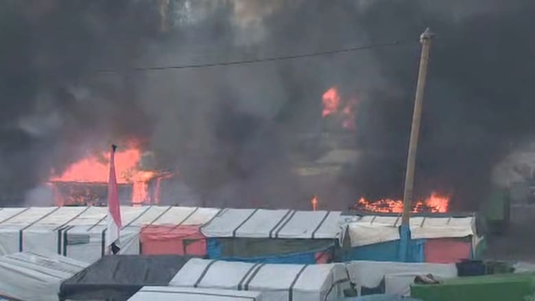 حريق في مخيم "الغابة" للمهاجرين في فرنسا