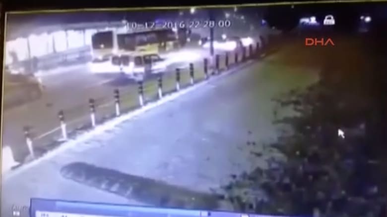 شاهد.. لحظة وقع انفجار قرب استاد بشكتاش في إسطنبول