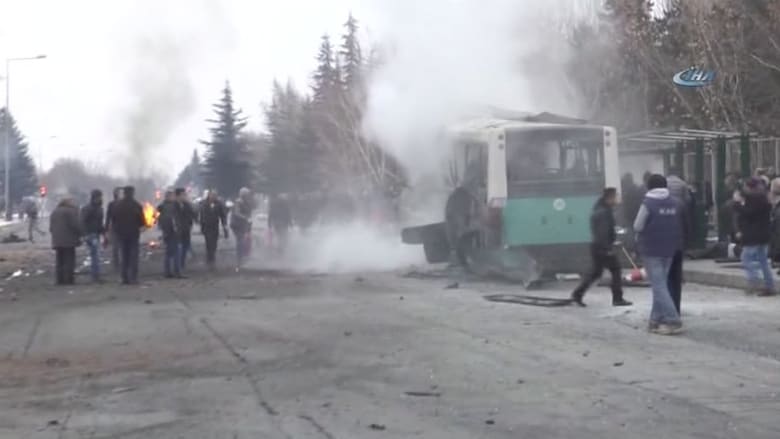 المشاهد الأولية لانفجار سيارة مفخخة بولاية قيصري بتركيا