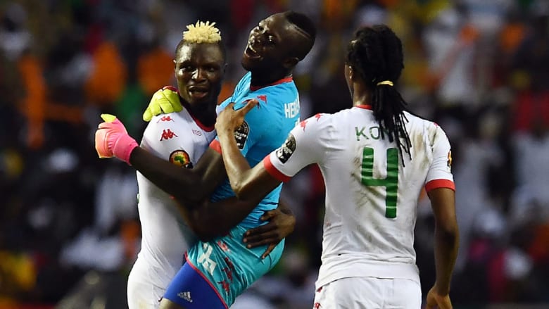 أغرب لقطات مباريات الدور ربع النهائي لكأس أمم أفريقيا أغرب لقطات مباريات الدور ربع النهائي لكأس أمم أفريقيا