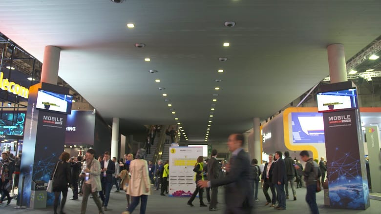  جولة سريعة في معرض MWC 2017 للهواتف