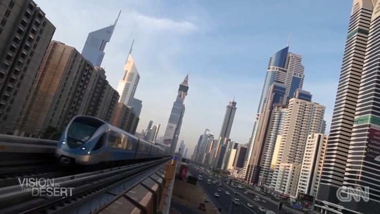 الكشف عن المستقبل بين رمال الصحراء.. كيف تطورت دبي؟