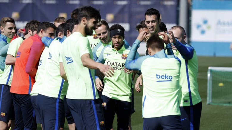 كيف ظهر لاعبو برشلونة بعد ساعات من معجزة الأبطال؟ كيف ظهر لاعبو برشلونة بعد ساعات من معجزة الأبطال؟