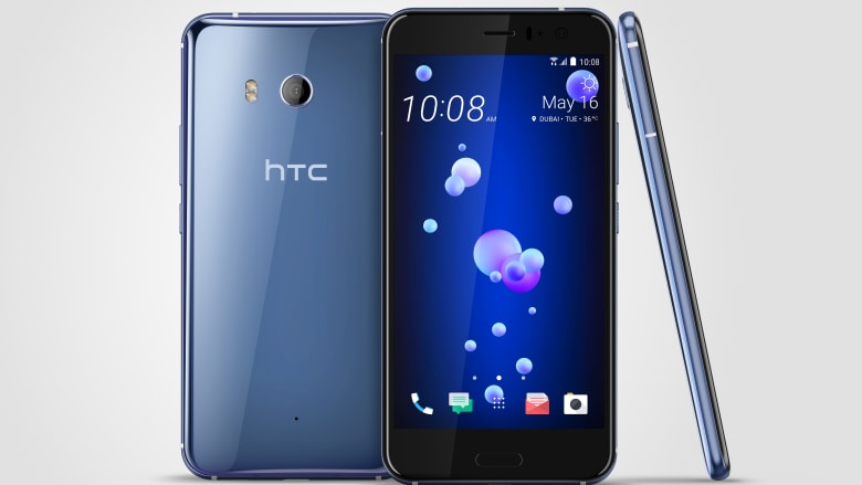 تعرفوا على هاتف "HTC" الجديد القابل للعصر!