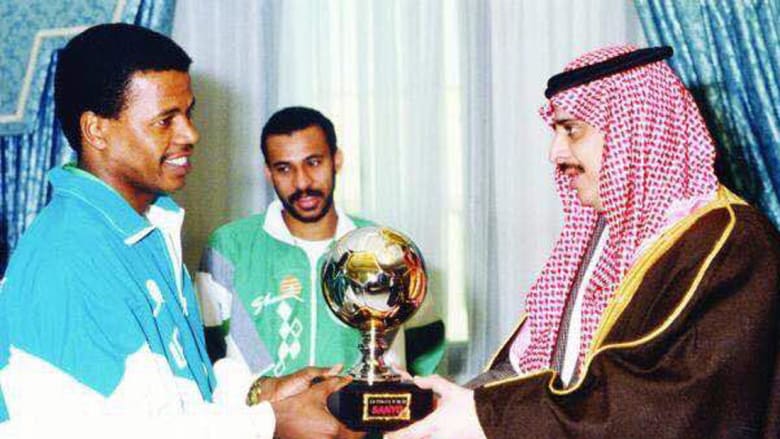 من العويران إلى الحضري.. نجوم عرب تألقوا في كأس القارات عبر التاريخ من العويران إلى الحضري.. نجوم عرب تألقوا في كأس القارات عبر التاريخ