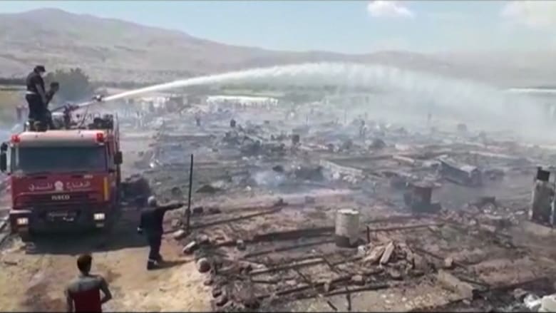 حريق في مخيم للاجئين السوريين بلبنان وأنباء عن سقوط ضحايا