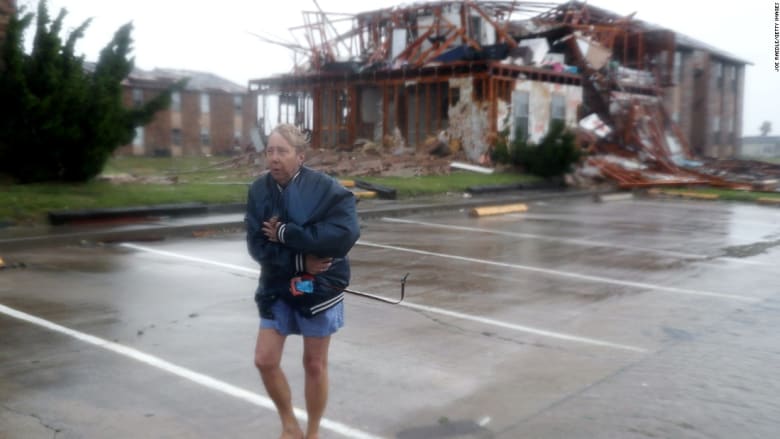 شاهد آثار إعصار “هارفي” المدمرة بأمريكا