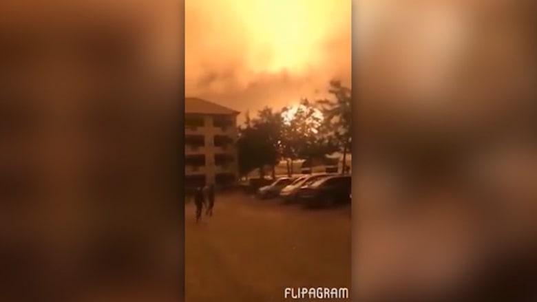 شاهد.. انفجار ضخم في غانا يضيء السماء ليلاً