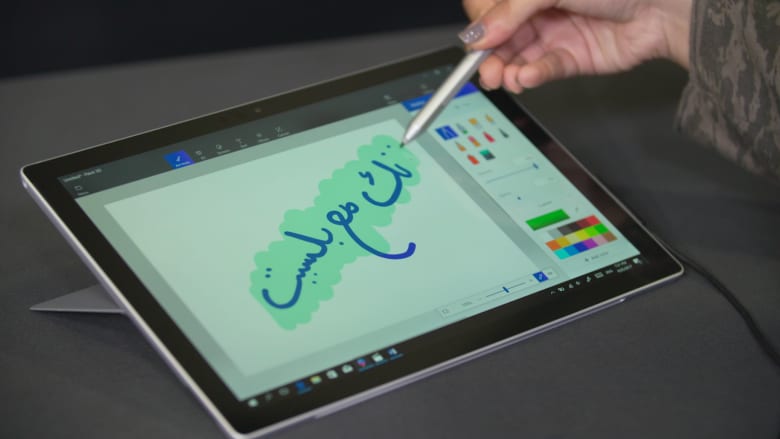 هل يرقى للقب "الجهاز الأكثر مرونة"؟ جربنا لكم "Surface Pro" الجديد