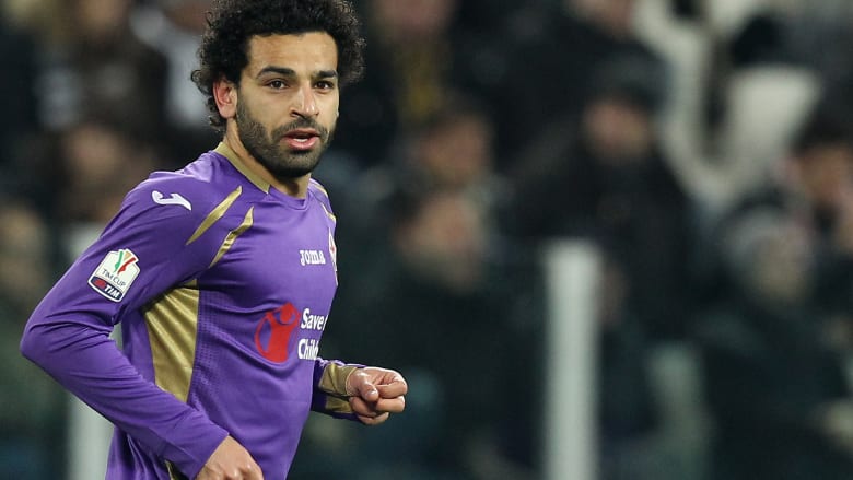 شاهد.. كيف تغير شكل النجم المصري محمد صلاح خلال 7 أعوام شاهد.. كيف تغير شكل النجم المصري محمد صلاح خلال 7 أعوام