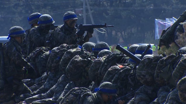 شاهد.. هذه “فرقة الاغتيال” التي تدربت لقتل كيم جونغ أون