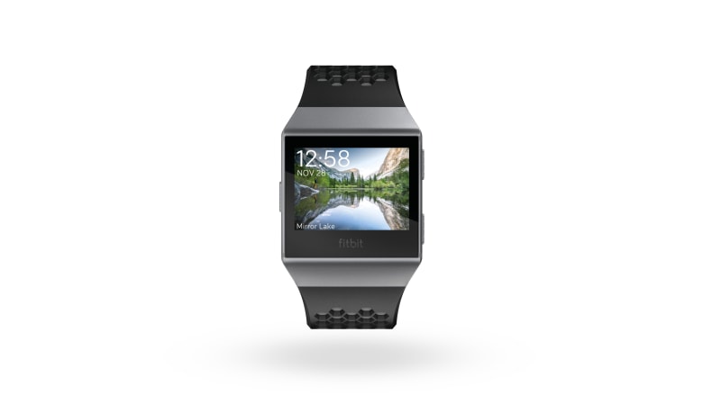 ما هي مميزات ساعة "Ionic" الذكية من "Fitbit"؟