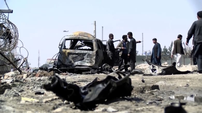 شاهد.. انفجار في كابول يقتل 26 شخصاً على الأقل