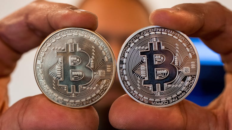 ما هي أسباب صعوبة تقليل مخاطر الإستثمار في العملات الرقمية؟