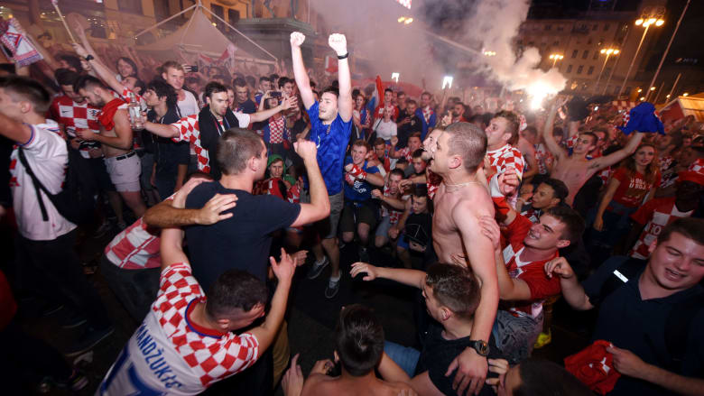 هكذا احتفلت كرواتيا بتأهل فريقها لنهائي كأس العالم