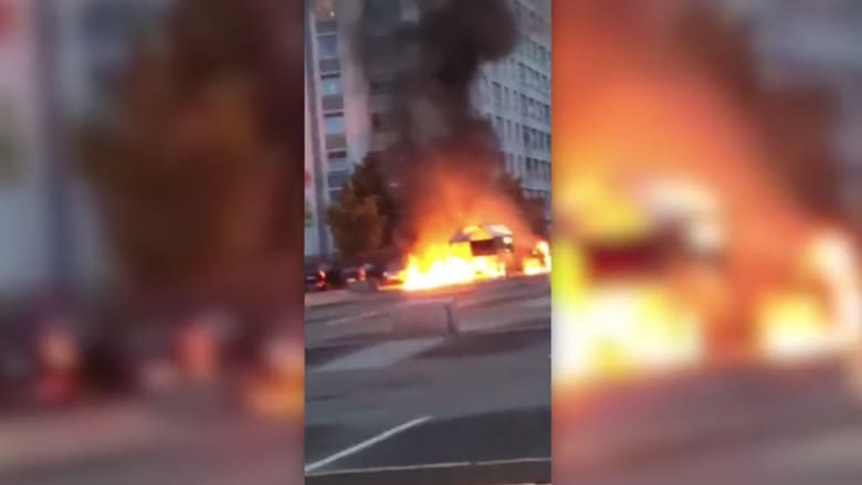إحراق عشرات السيارات في عدة مدن بالسويد