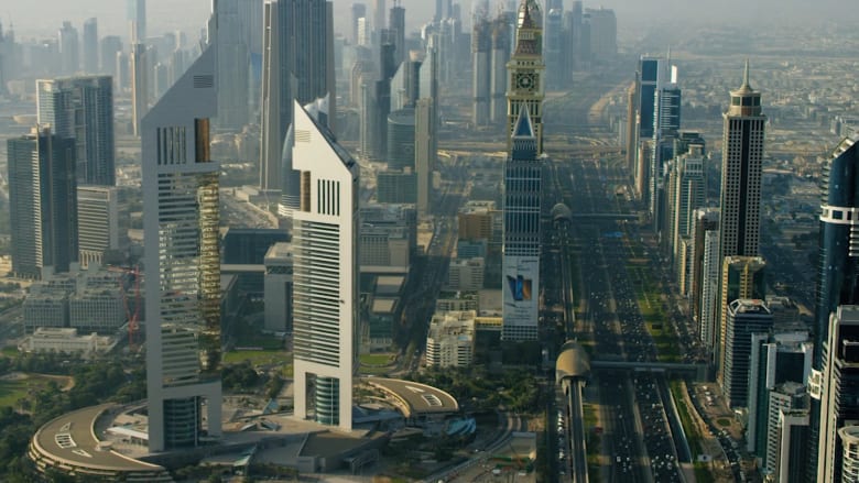 منها تأشيرة إقامة لـ10 سنوات.. دبي بصدد سن قوانين جديدة جذاب