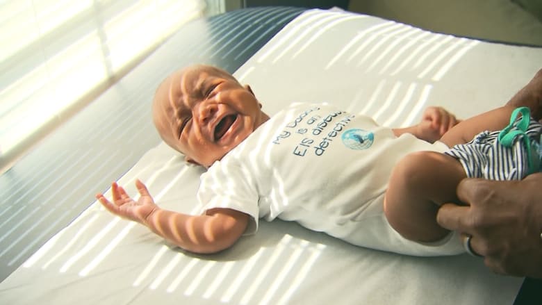 دراسة: فطام الطفل مبكراً يزيد من احتمال سمنته مستقبلاً