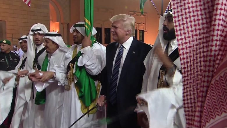 كيف استفاد ترامب رجل الأعمال والرئيس مالياً من السعودية؟