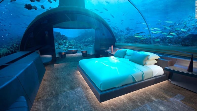 احجز غرفتك في أول فندق تحت الماء في العالم