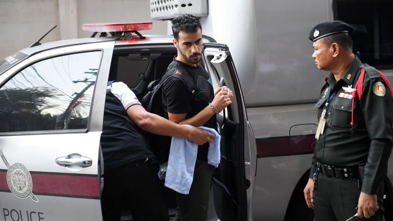 مظاهرات تطالب بالإفراج عن اللاعب البحريني حكيم العريبي