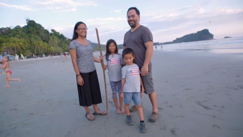 من واشنطن إلى إندونيسيا..تجربة عائلة سافرت حول العالم