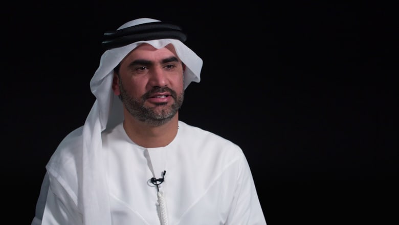 بوستر.. التجربة الفنية الإماراتية