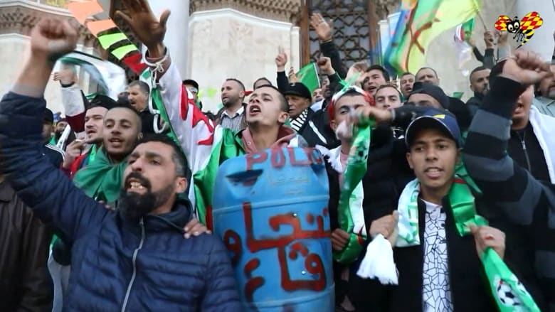 استمرار الاحتجاجات في الجزائر رغم استقالة بوتفليقة