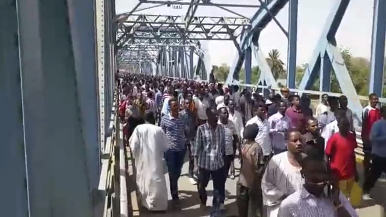 بكاميرا CNN.. استمرار الاحتجاجات في السودان