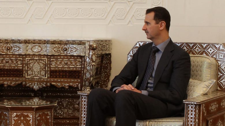 "الرئاسة السورية" تنشر صورة نادرة لبشار الأسد