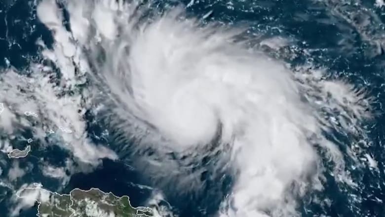 شاهد.. "فلوريدا" في انتظار الإعصار للعام الرابع على التوالي