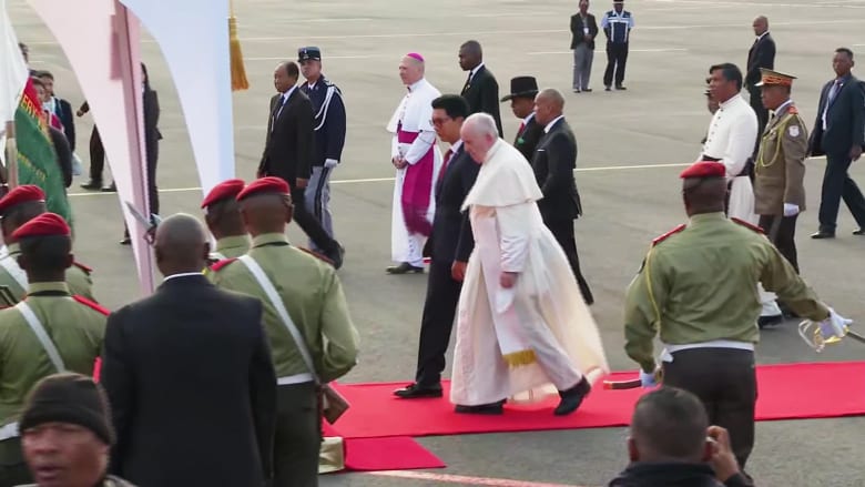 يؤمن بدور أفريقيا في مستقبل الكاثوليكية.. البابا يزور مدغشقر