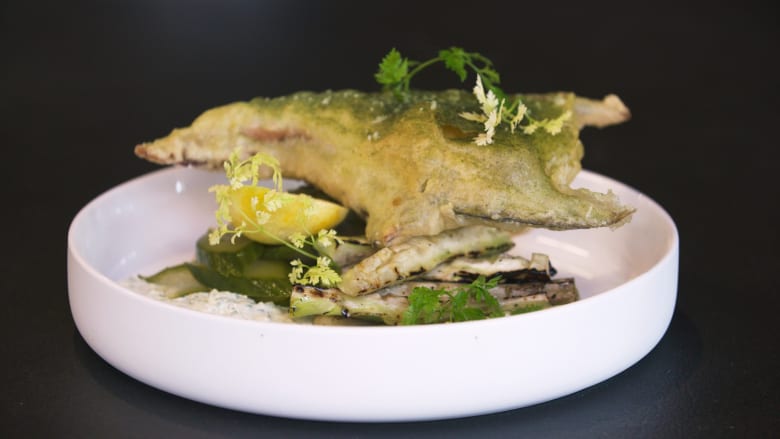 مطعم في دبي يصنع وجباته من أجزاء طعام مصيرها النفايات عادة