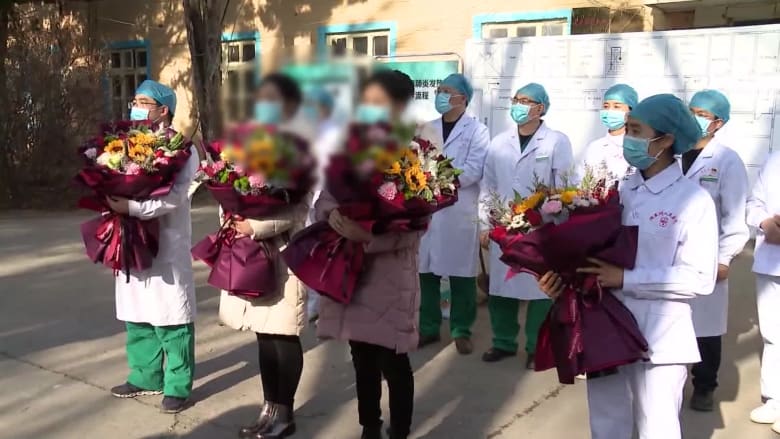 شخصان يتعافيان من فيروس كورونا يتحدثان لـCNN عن تجربتهما