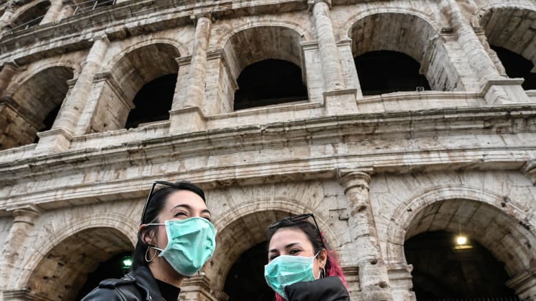 انتقادات تطال الحكومة الإيطالية بسبب تعاملها مع فيروس كورونا