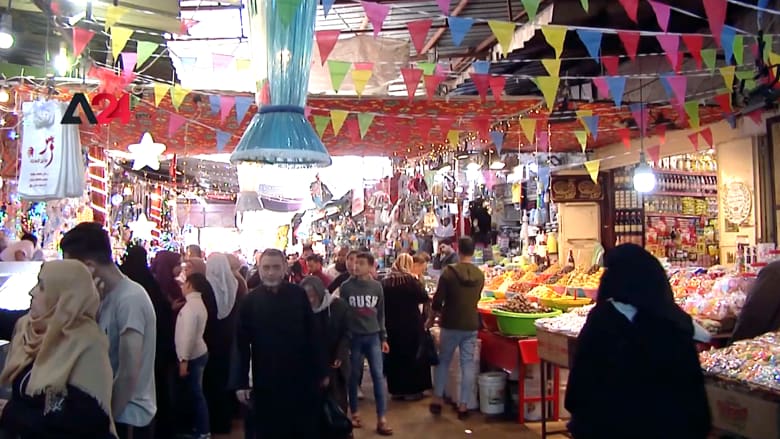 سوق الزاوية في غزة.. بهجة رمضان غائبة بسبب كورونا
