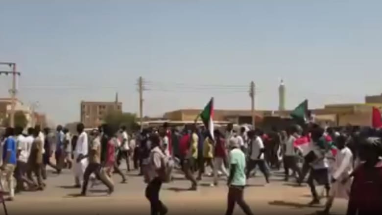 المظاهرات تعود لشوارع السودان للمطالبة بالإصلاح والعدالة